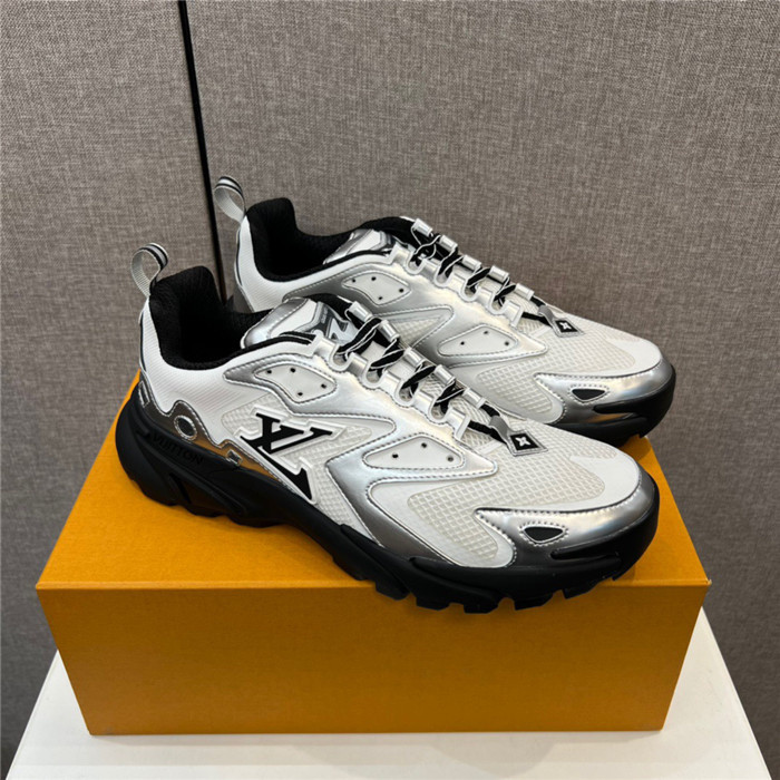 LUSV SNEAKERS