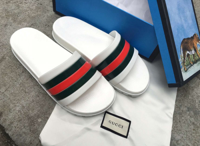 GCI GG Slide Sandal