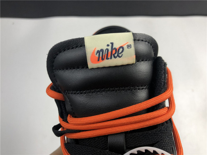 OFW x Nike Dunk CT0856-005
