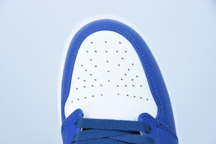 Air Jordan 1 Mid "Blue Mint" 554724-413