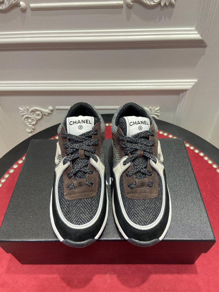 CHNL Sneaker