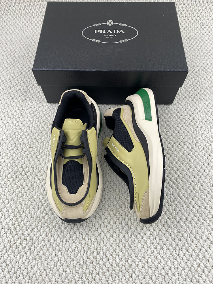 PRDA Sneaker