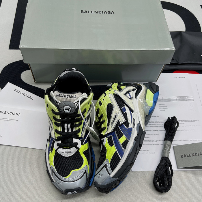 BALCIA RUNNER SNEAKER