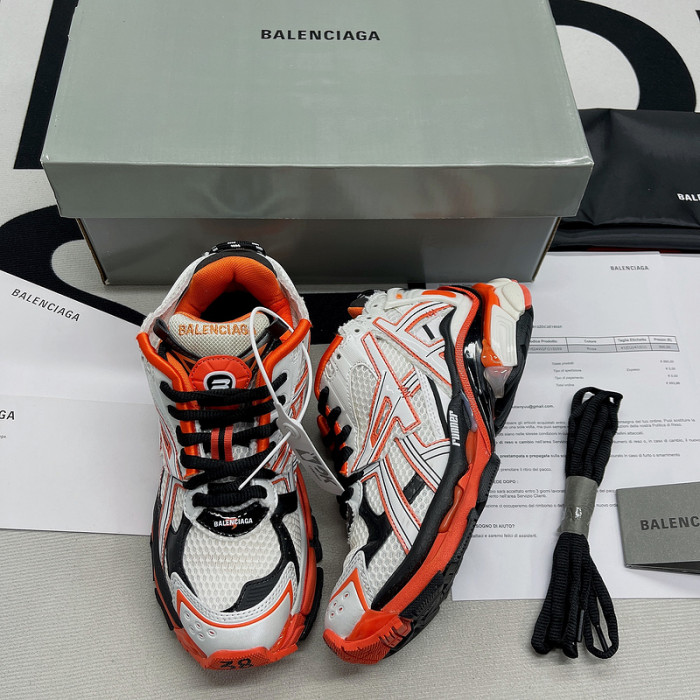 BALCIA RUNNER SNEAKER