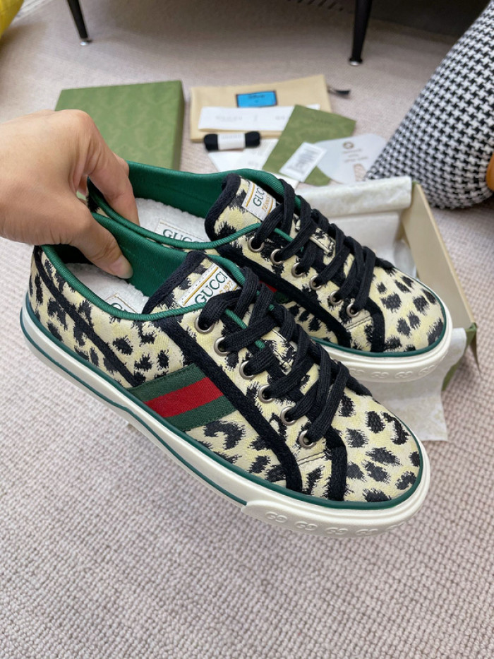 GCI SNEAKER