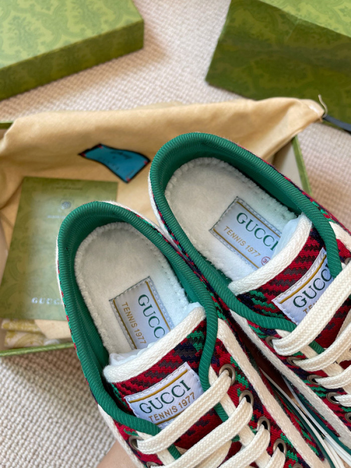 GCI SNEAKER