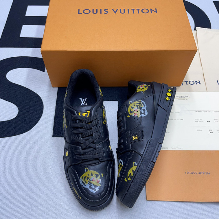 LUSV SNEAKERS