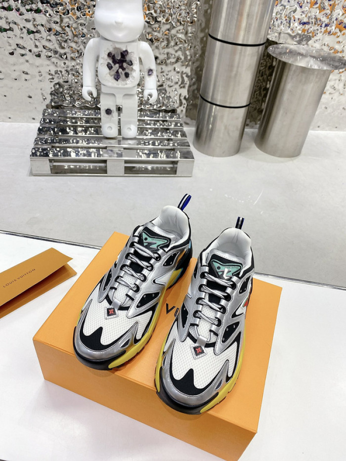 LUSV SNEAKERS