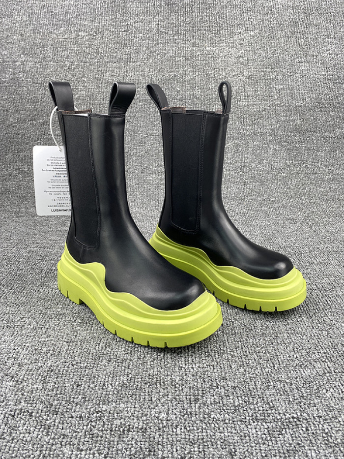 Bo*te*ga ve*ne*ta chelsea tire leather high boot