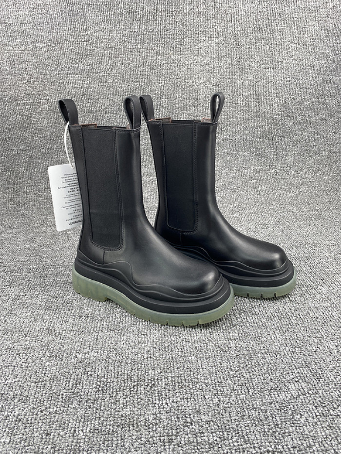 Bo*te*ga ve*ne*ta chelsea tire leather high boot