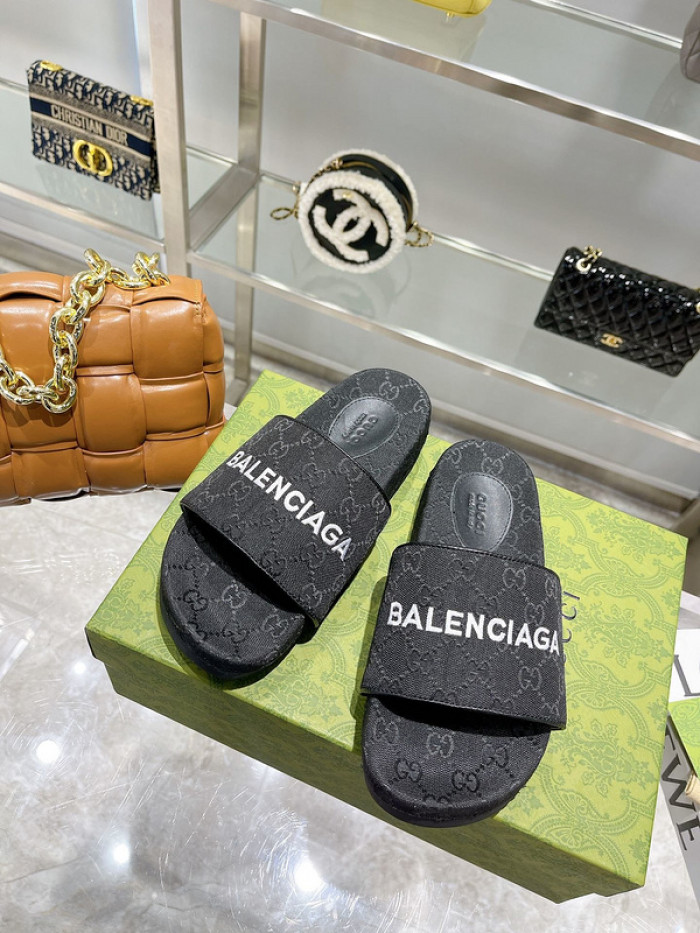 GCI GG Slide Sandal