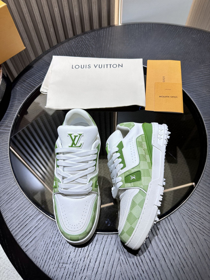 LUSV SNEAKERS