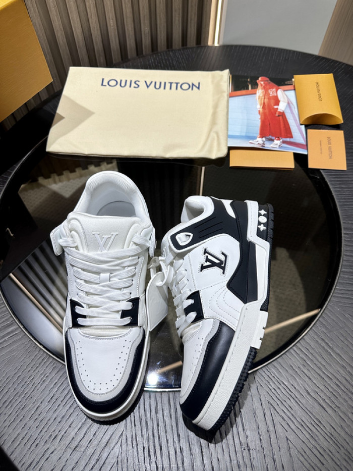 LUSV SNEAKERS