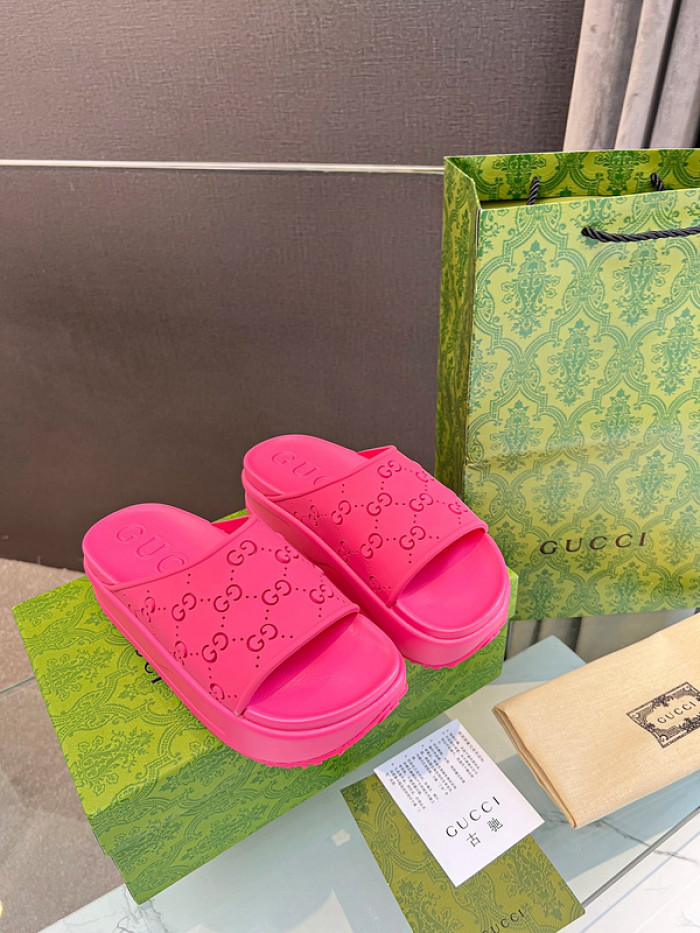 GCI GG Slide Sandal