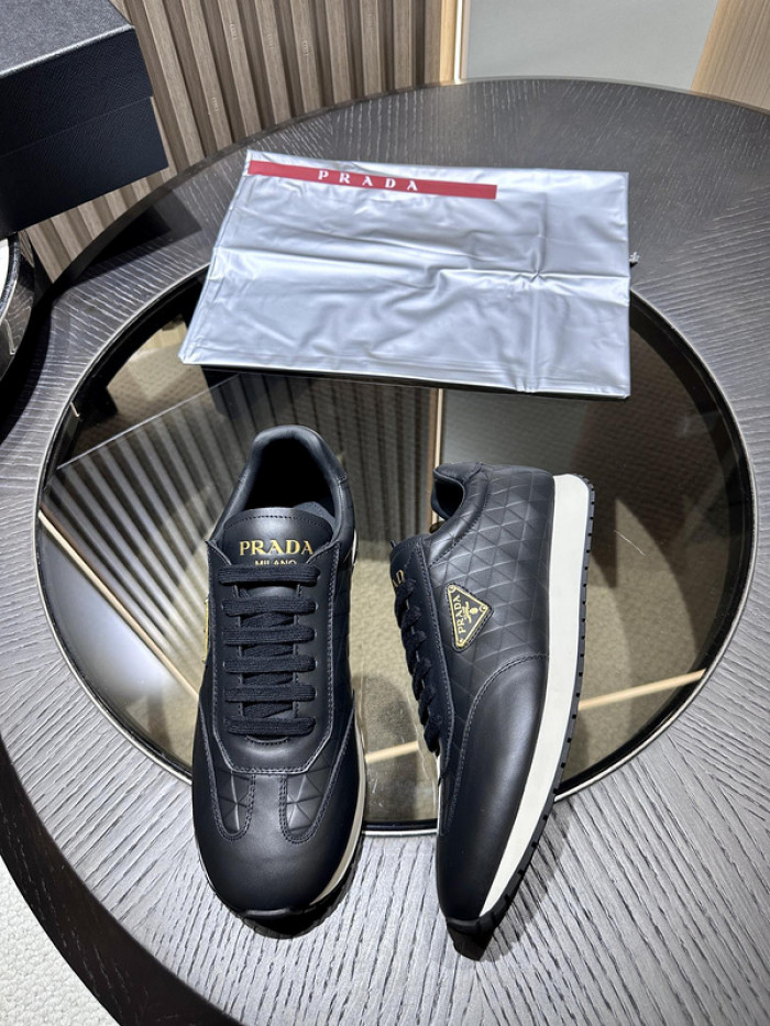 PRDA Sneaker