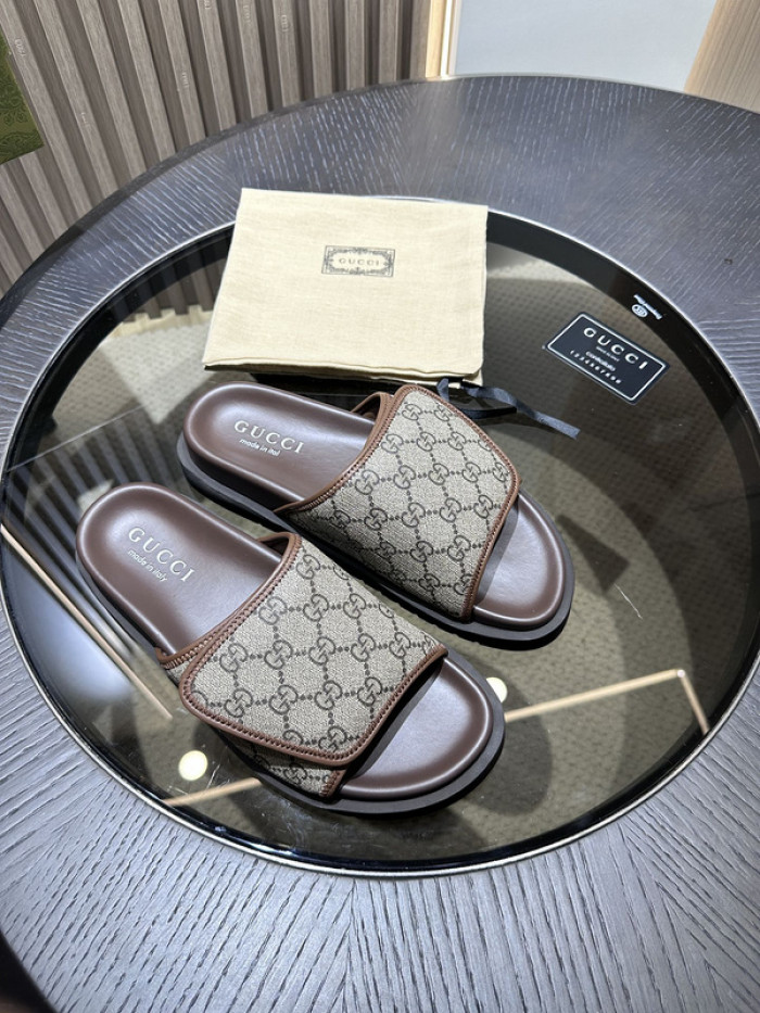 GCI GG Slide Sandal