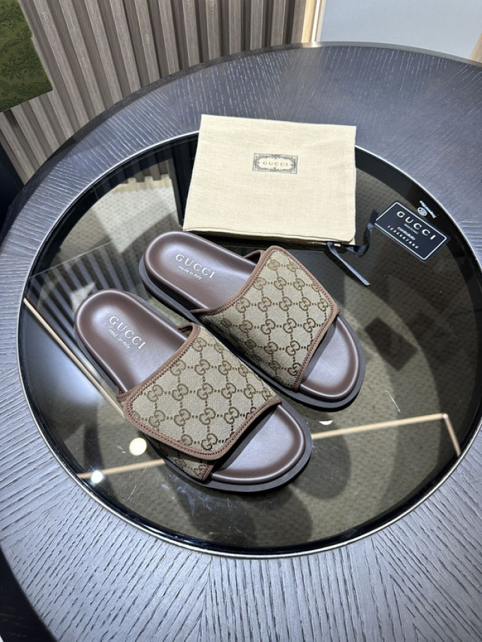 GCI GG Slide Sandal