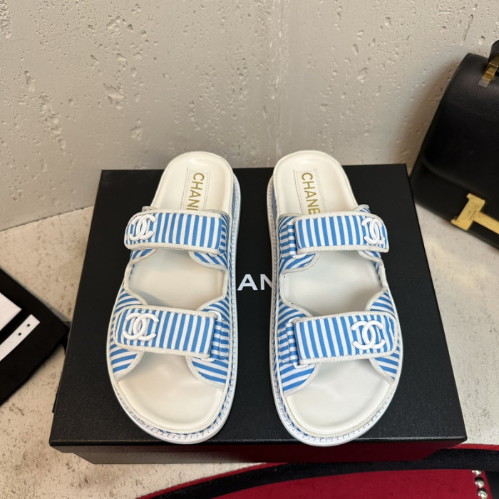 CN Slide Sandal