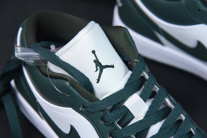 Air Jordan 1 Low Galactic Jade DC0774-113