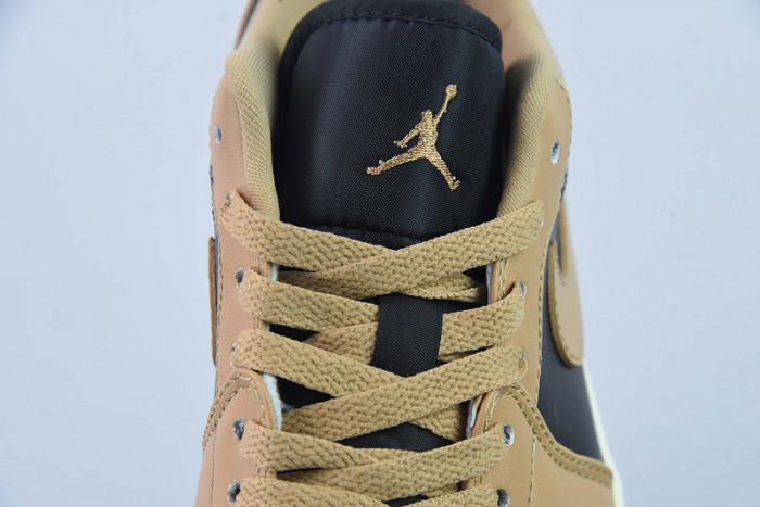Air Jordan 1 Low WMNS "Desert" DV0774-201