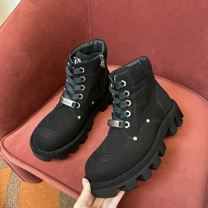 LUSV SNEAKERS
