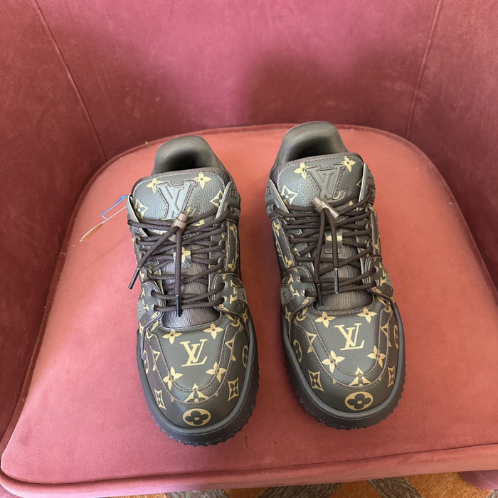LUSV SNEAKERS