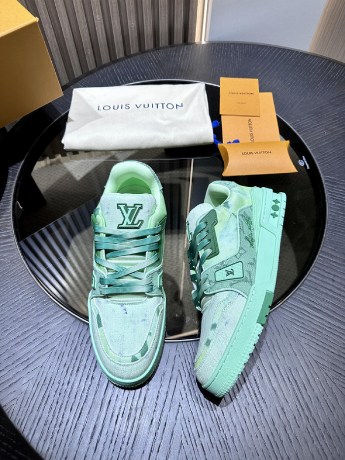 LUSV SNEAKERS