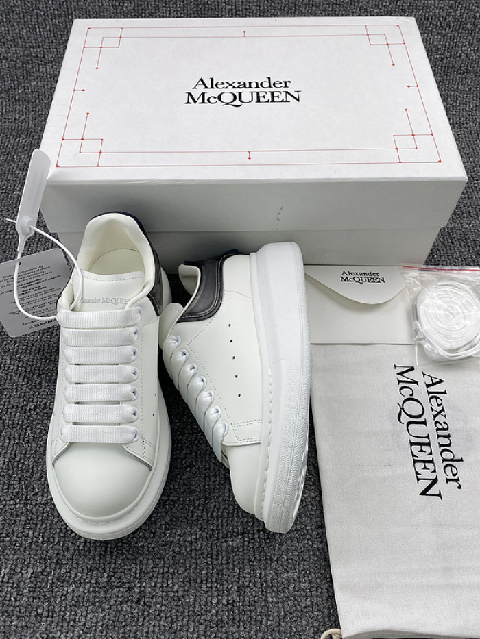 ALEXMQ Sneakers