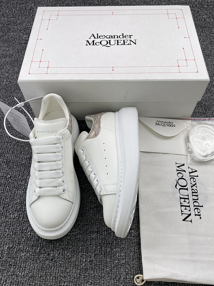 ALEXMQ Sneakers