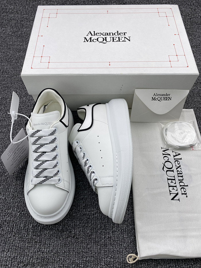 ALEXMQ Sneakers