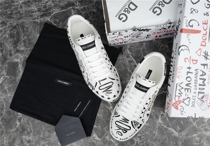 DG SNEAKER