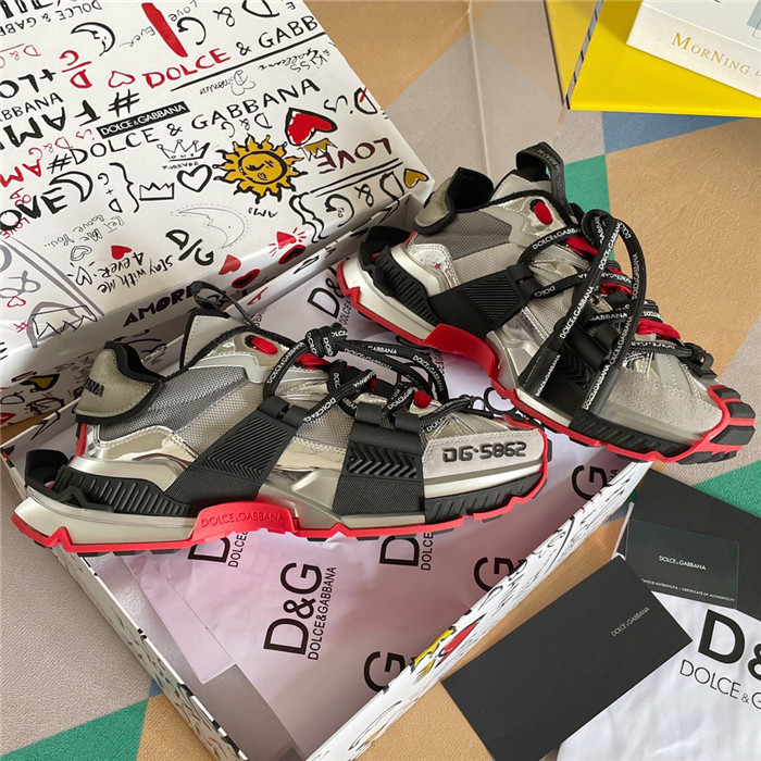 DG SNEAKER