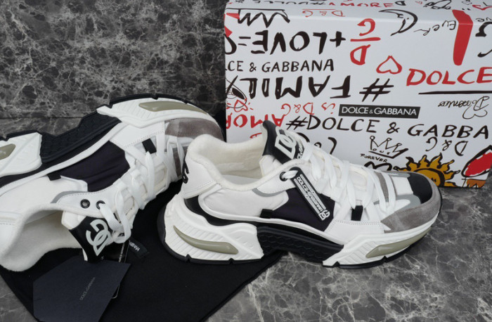 DG SNEAKER
