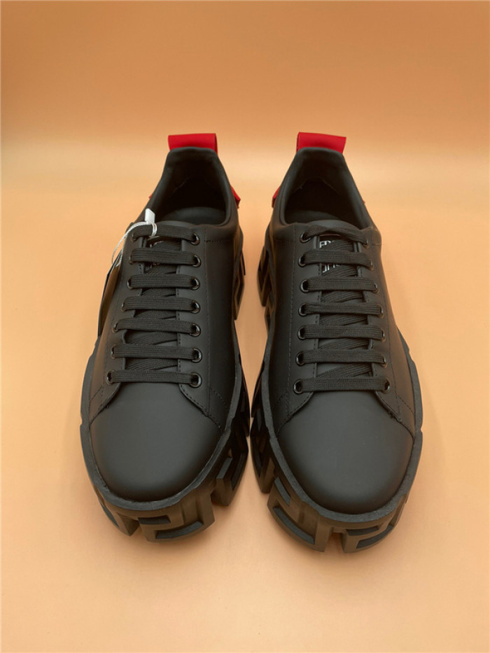 VRCE Sneaker