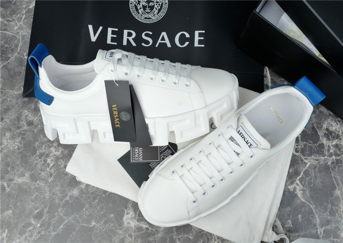 VRCE Sneaker
