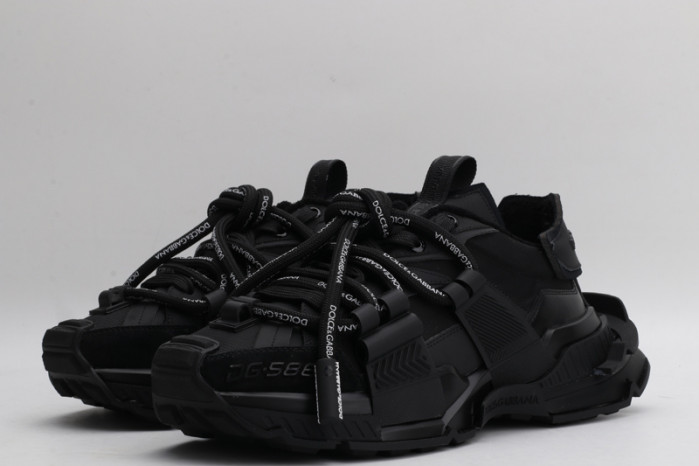 DG SNEAKER
