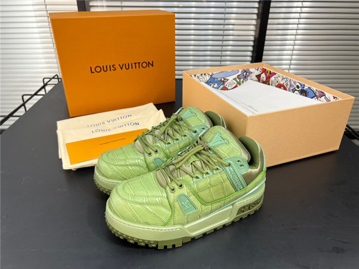 LUSV SNEAKERS