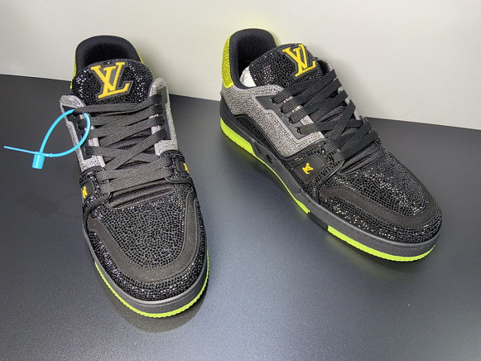 LUSV SNEAKERS