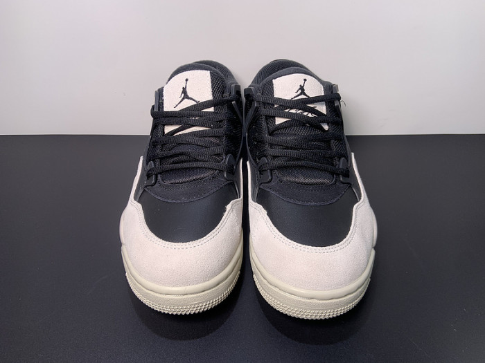 Air Jordan 4 RM 