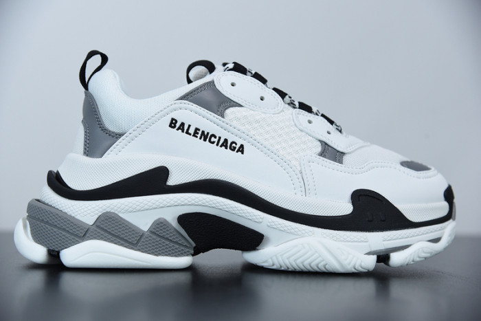 BALCIA Triple S Sneaker