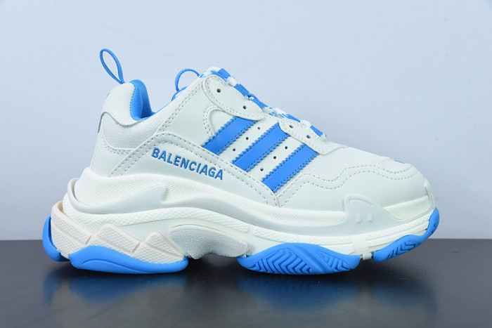 BALCIA Triple S Sneaker