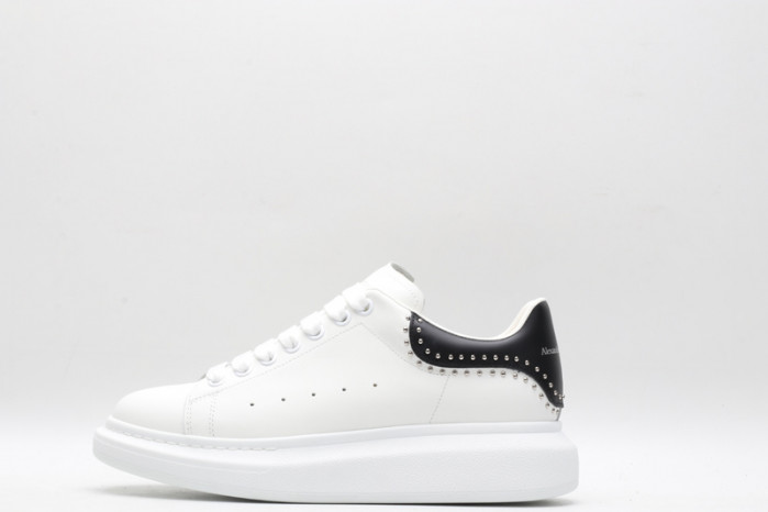 ALEXMQ Sneakers