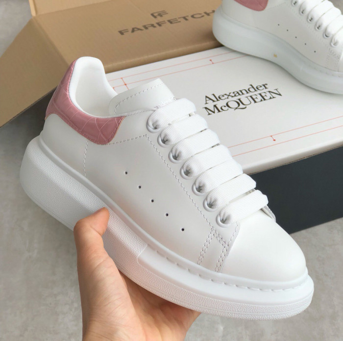ALEXMQ Sneakers
