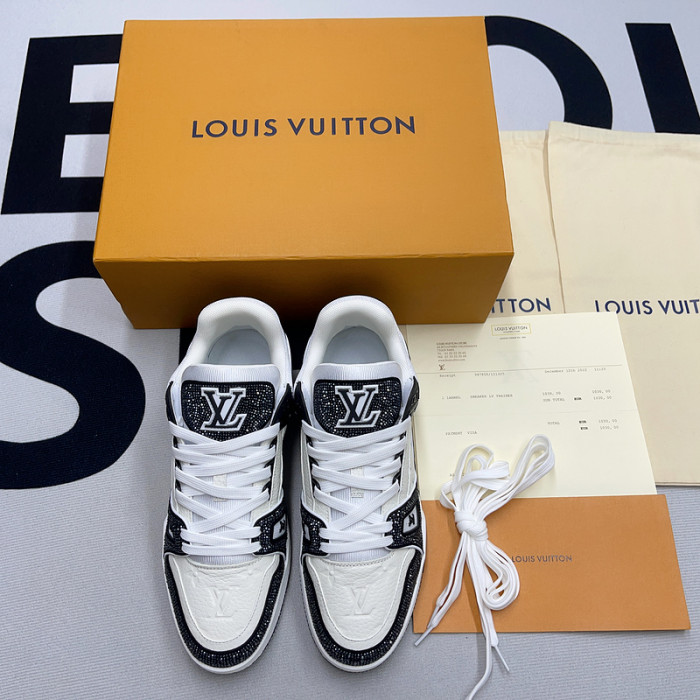 LUSV SNEAKERS