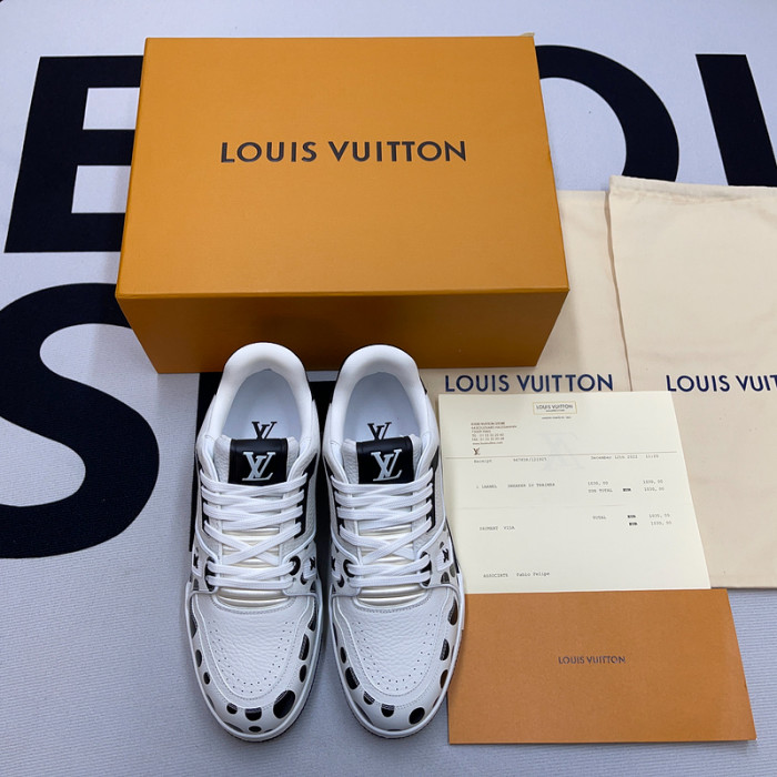 LUSV SNEAKERS