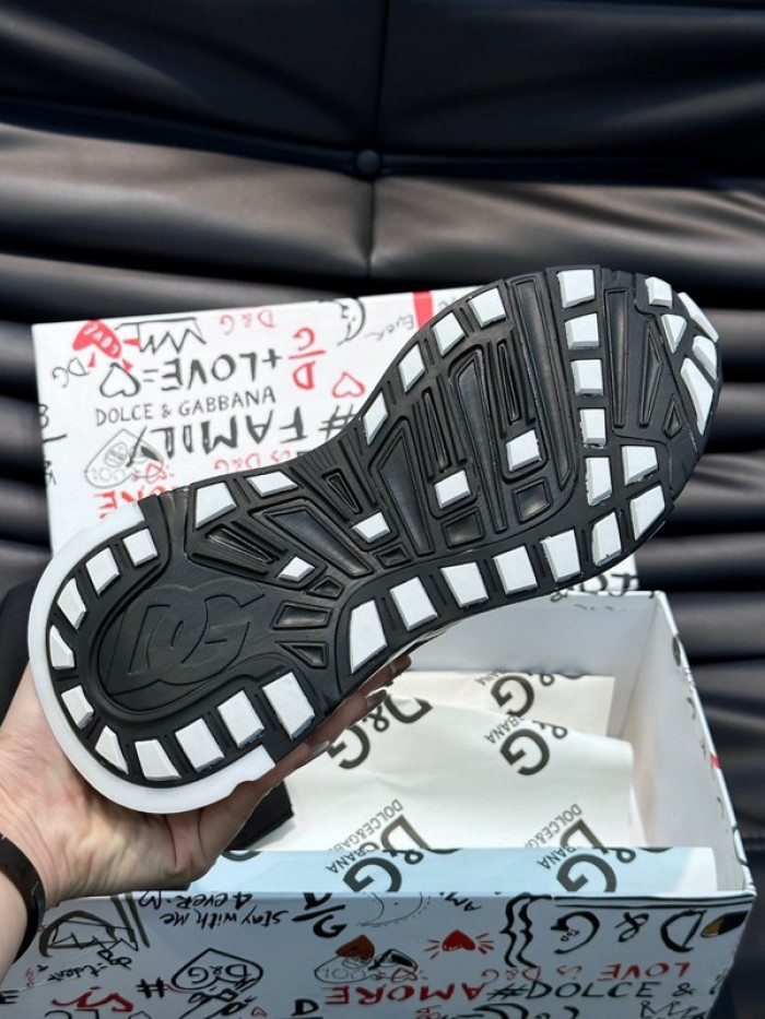 DG SNEAKER
