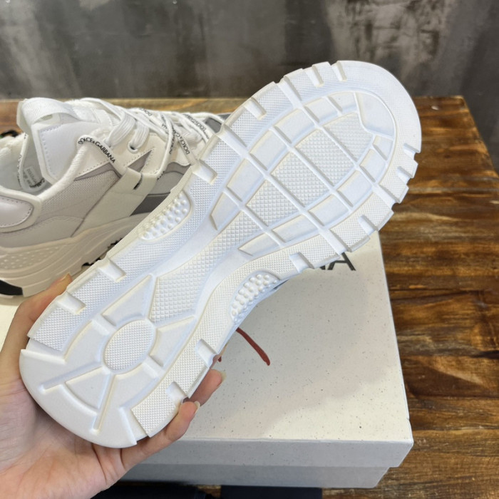 DG SNEAKER