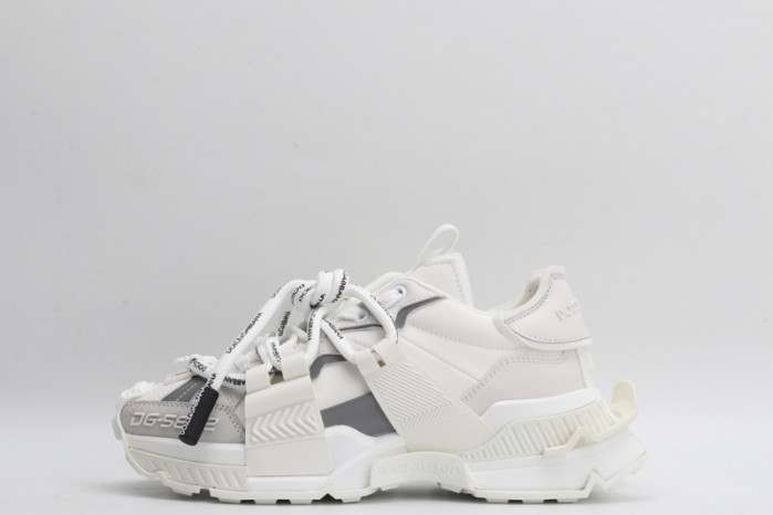 DG SNEAKER