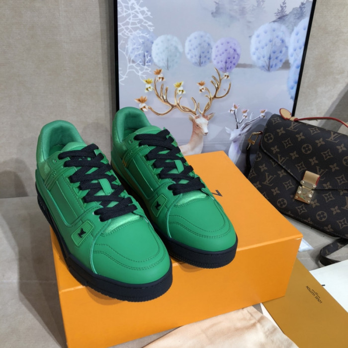LUSV SNEAKERS