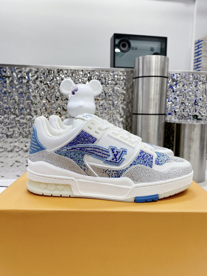 LUSV SNEAKERS